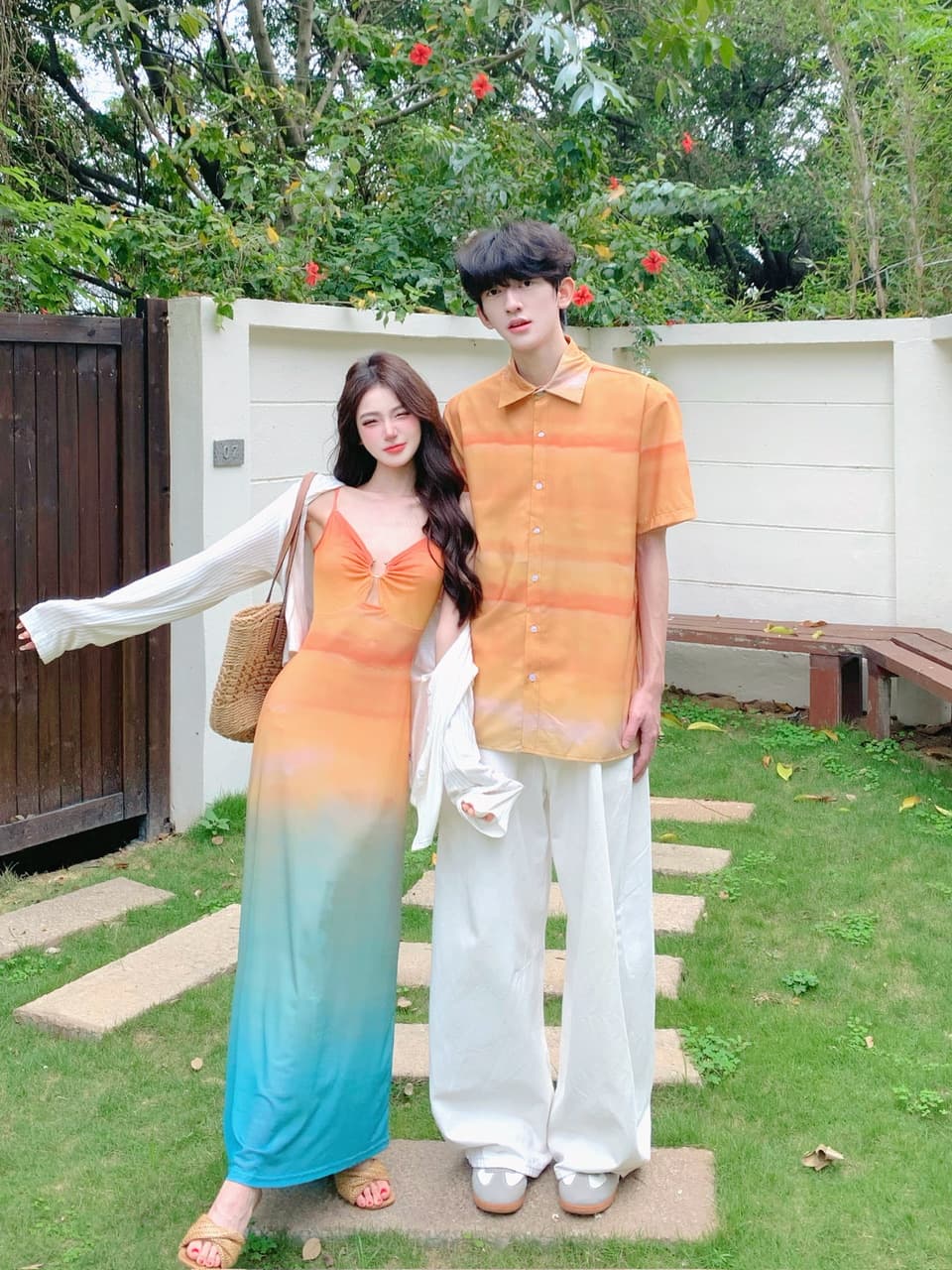 실사 휴가 바람 도파민 아름다운 섬 휴가 그라데이션 색상 일몰 홀치기 염색 망사 슬립 롱 스커트 커플룩 이미지 4