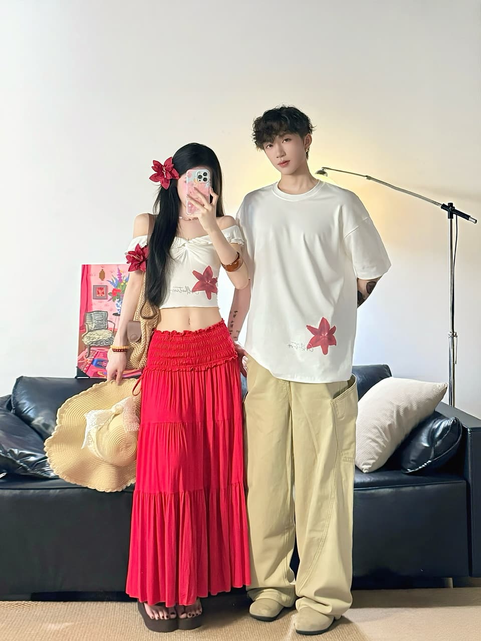 실사 오프숄더 반팔 티셔츠 맨위 프릴 반신 치마 세트 여성 여름 휴가 삼아 해변가 커플룩 상세 이미지 4
