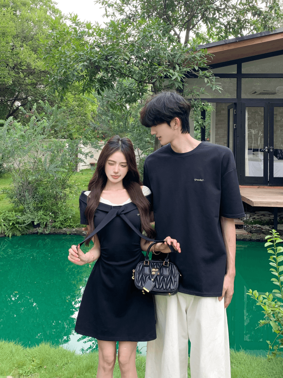 실사 학원 스타일 레이스 오프숄더 여성 드레스 꼬집기 허리 슬림해 보이는 캐주얼 치마 커플룩 상세 이미지 3