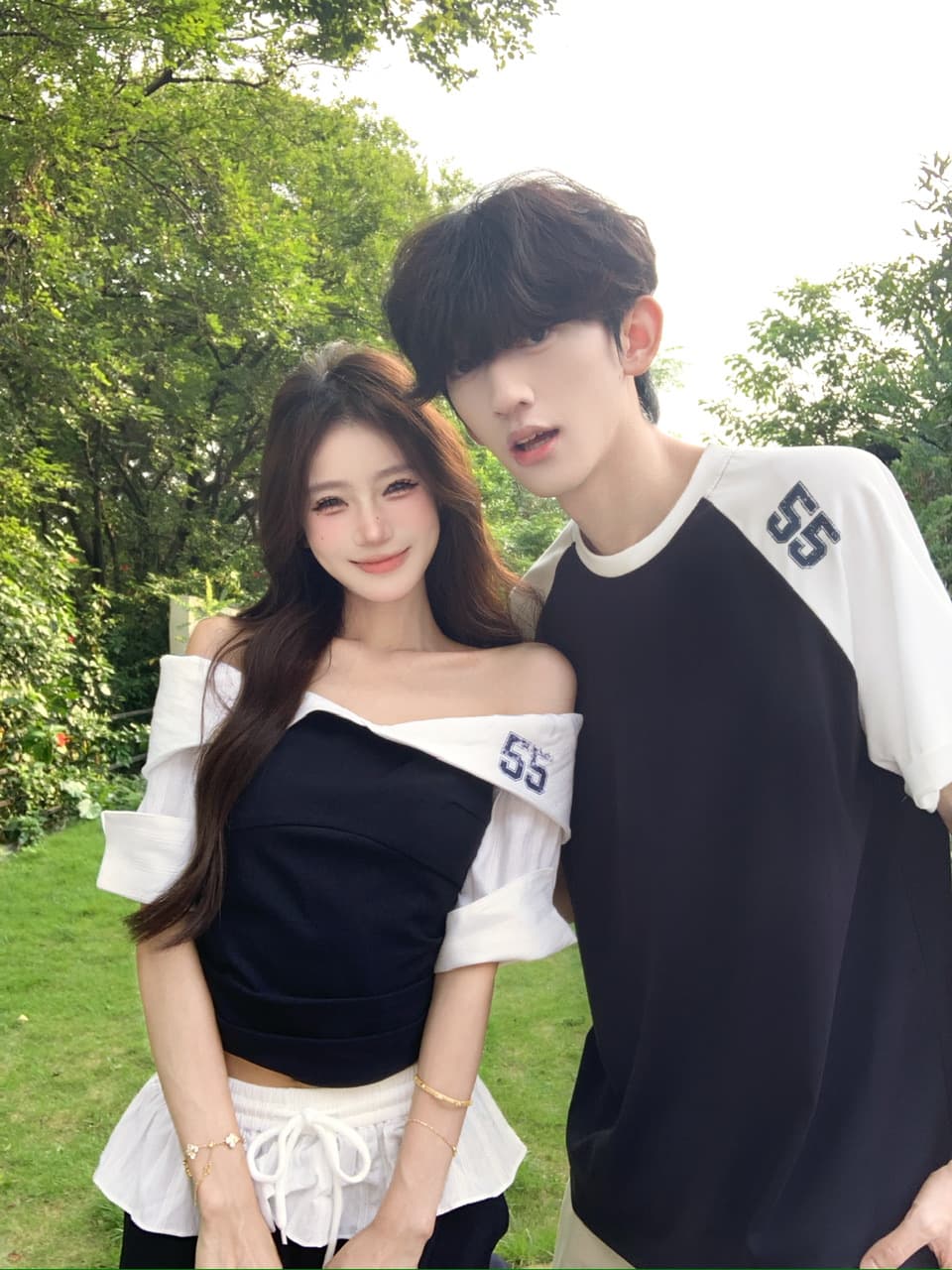 실사 오프숄더 반팔 티셔츠 여성 여름 몸매 가꾸기 핫걸 패치워크 쇼트 스타일 오프숄더 투피스 세트 커플룩 상세 이미지 1