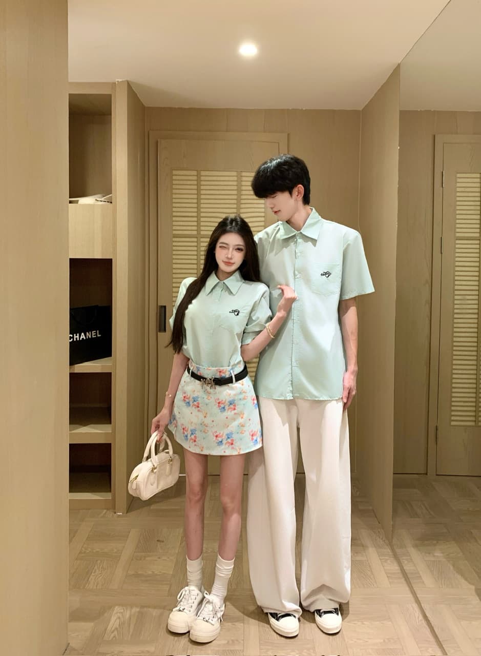 실사 여름 ootd 전체 집합 한 부서 착용 가져 가라. 셔츠 작은 키 셔츠 유화 프린트 미니 스커트 커플룩 상세 이미지 3