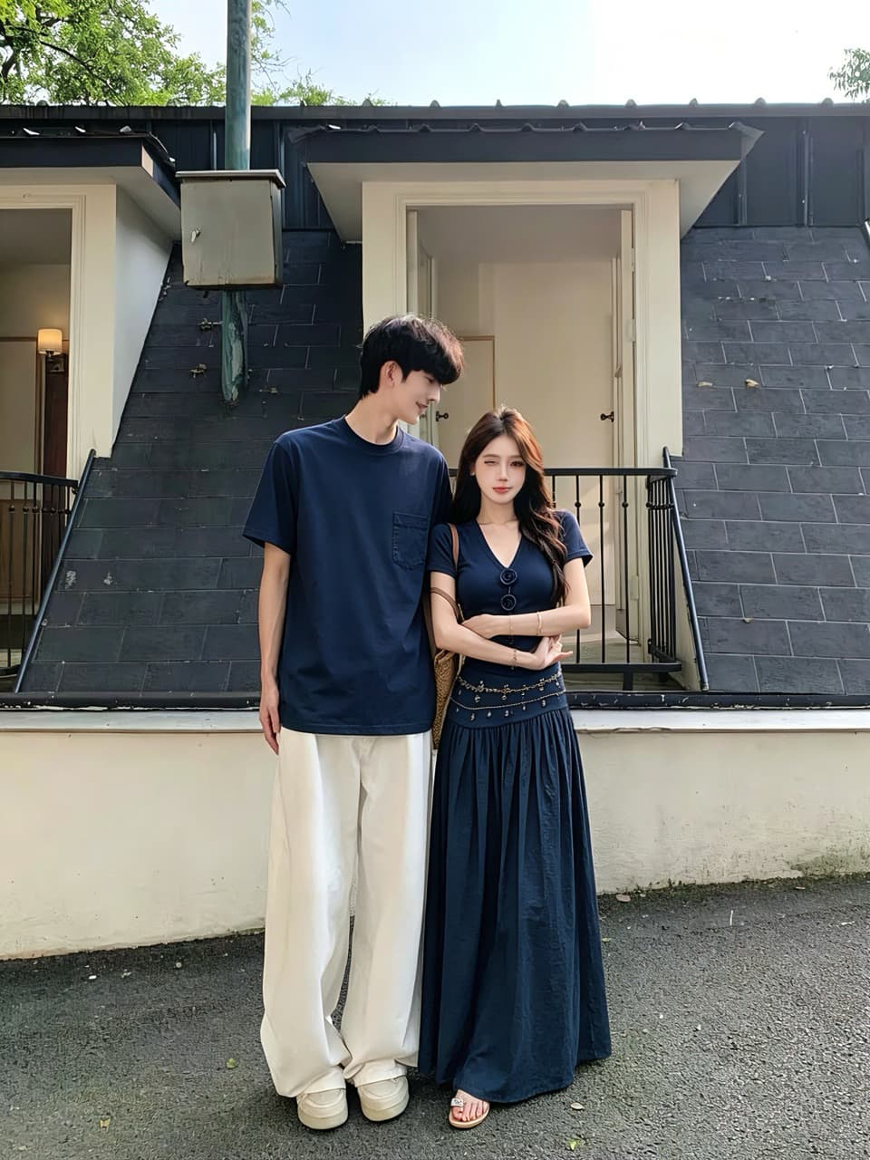 실사 여름 3 차원 꽃 V넥 반팔 맨위 무거운 작업 핫픽스 반신 스커트 레트로 롱 스커트 세트 커플룩 이미지 2