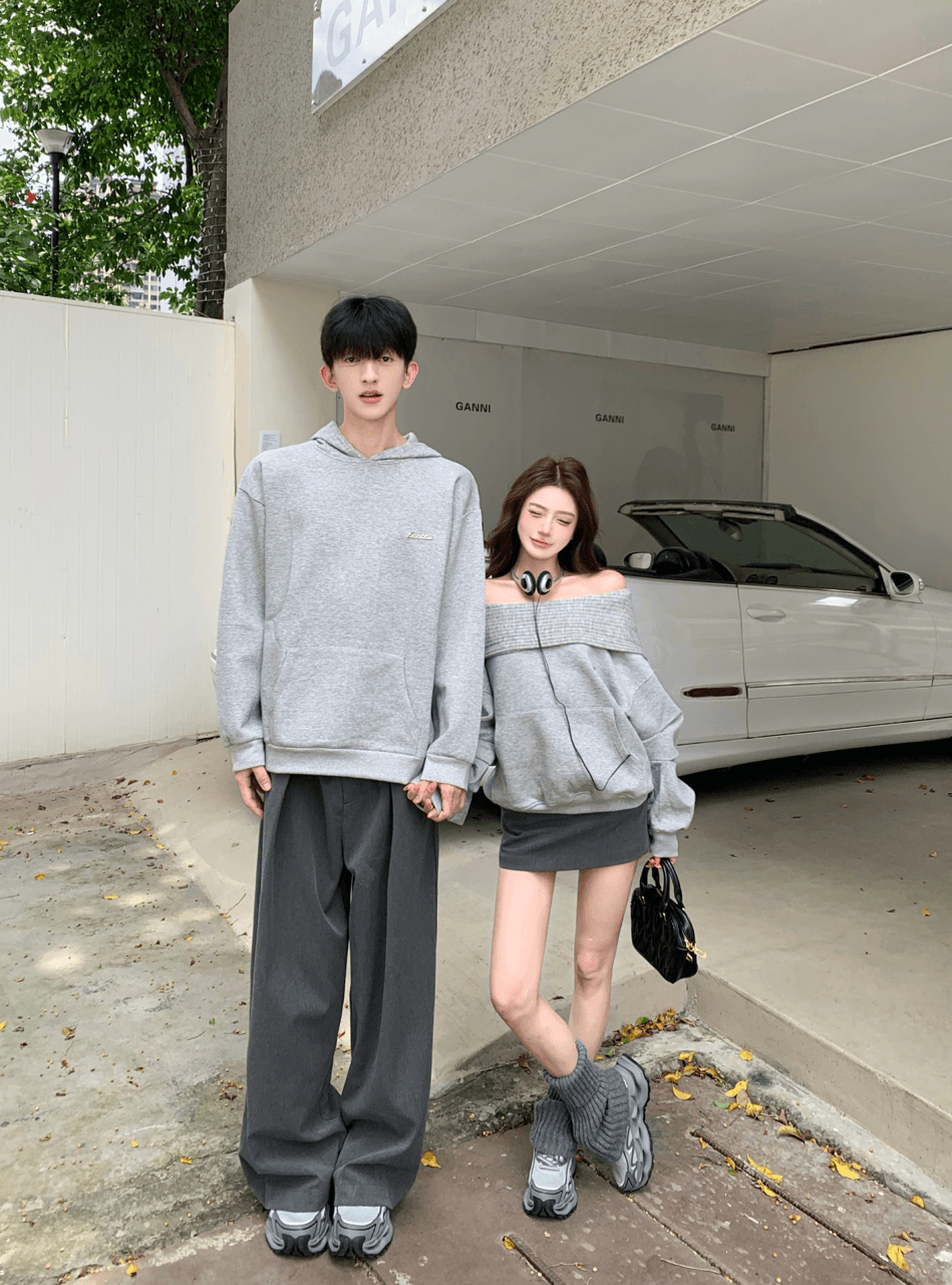 실사 털이 있고 두꺼운 비스듬한 어깨 보트넥 루즈핏 풀오버 후드 티 스웨터 오프숄더 맨위 여성 커플룩 상세 이미지 1