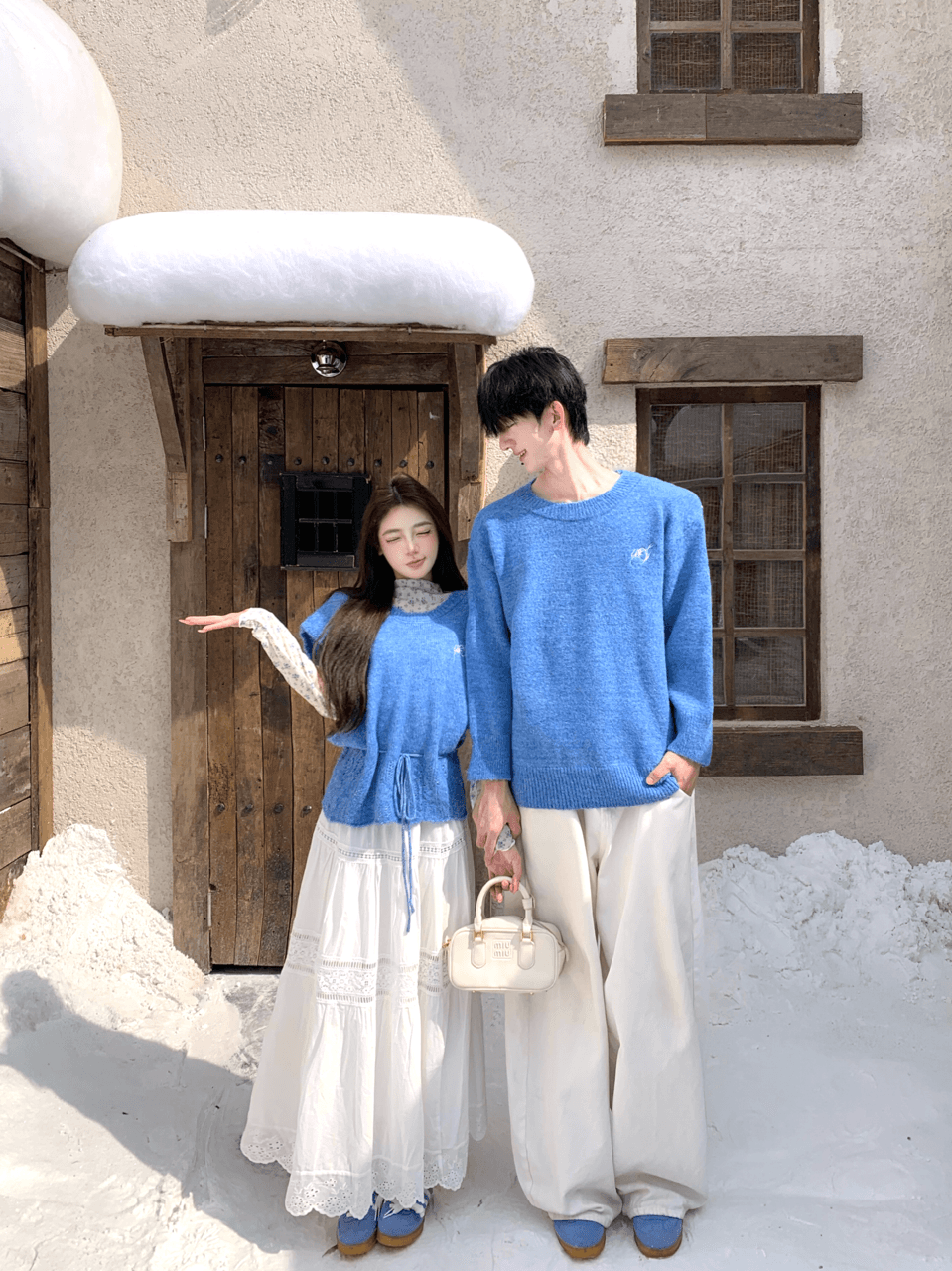 실사 한 부서 스택 착용 파란색 니트 베스트 조끼 여성 외출용 루즈핏 스웨터 커플룩 이미지 2