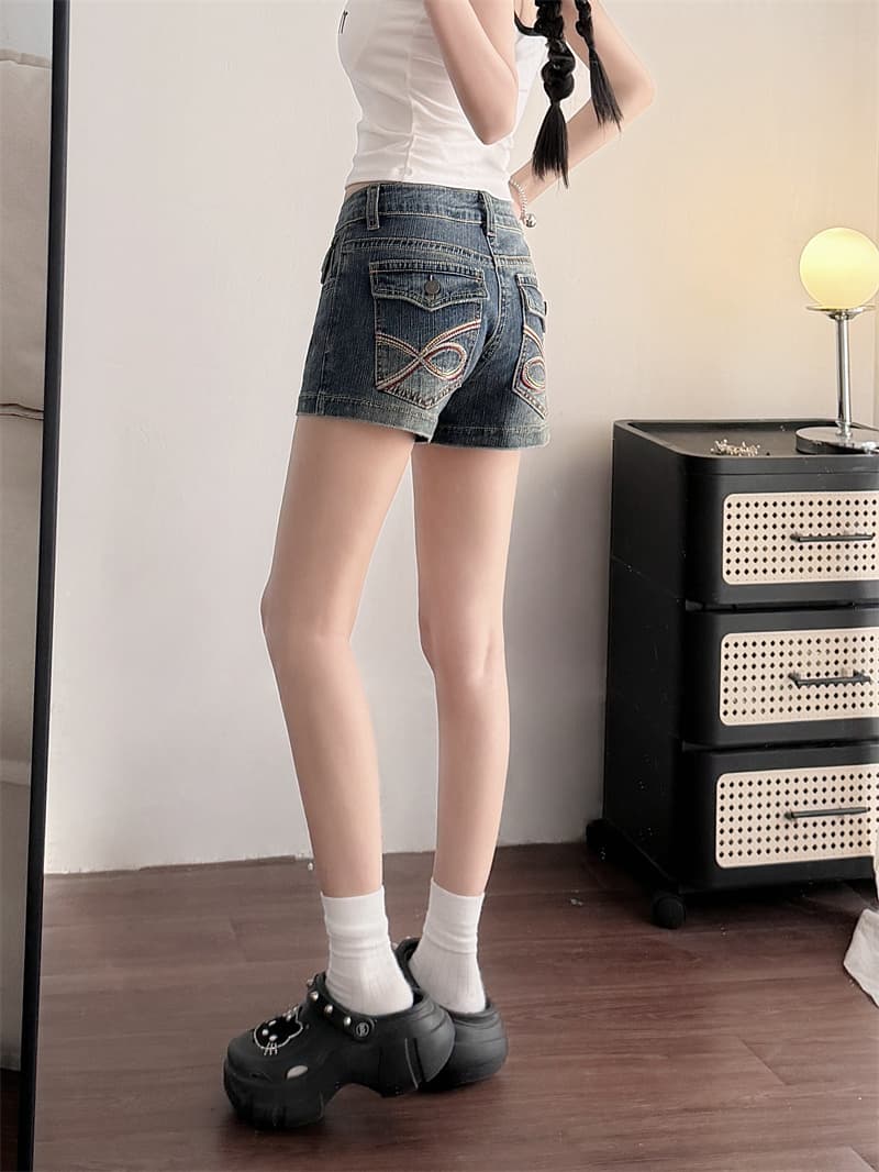 실사 아메리칸 레트로 블루 자수 데님 반바지 여름 2026 새로운 로우 웨이스트 타이트 핫걸 타이트 스커트 핫 바지 상세 이미지 6