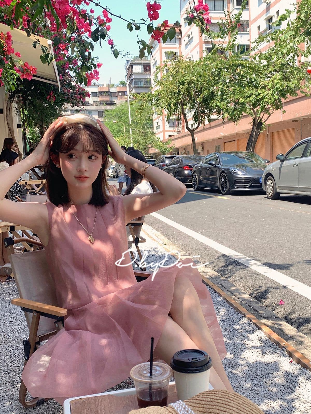 2026 여성 드레스 프랑스식 부드러운 민소매 달콤함 고급 센스 부드러운 한 마디 허리 수축 망사 휴가 바람 치마 상세 이미지 19