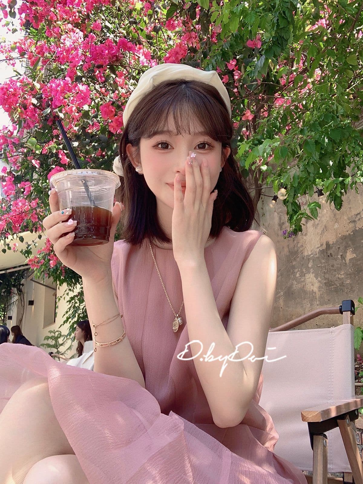 2026 여성 드레스 프랑스식 부드러운 민소매 달콤함 고급 센스 부드러운 한 마디 허리 수축 망사 휴가 바람 치마 상세 이미지 21