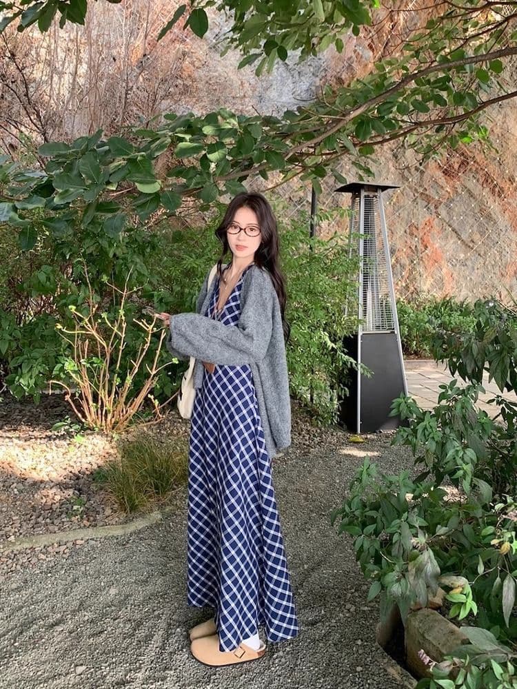 한 부서 부드러운 레트로 체크무늬 슬림해 보이는 디자인 드레스 작은 대중 품격 분위기 센스 파란색 민소매 행침 목 롱 스커트 상세 이미지 3