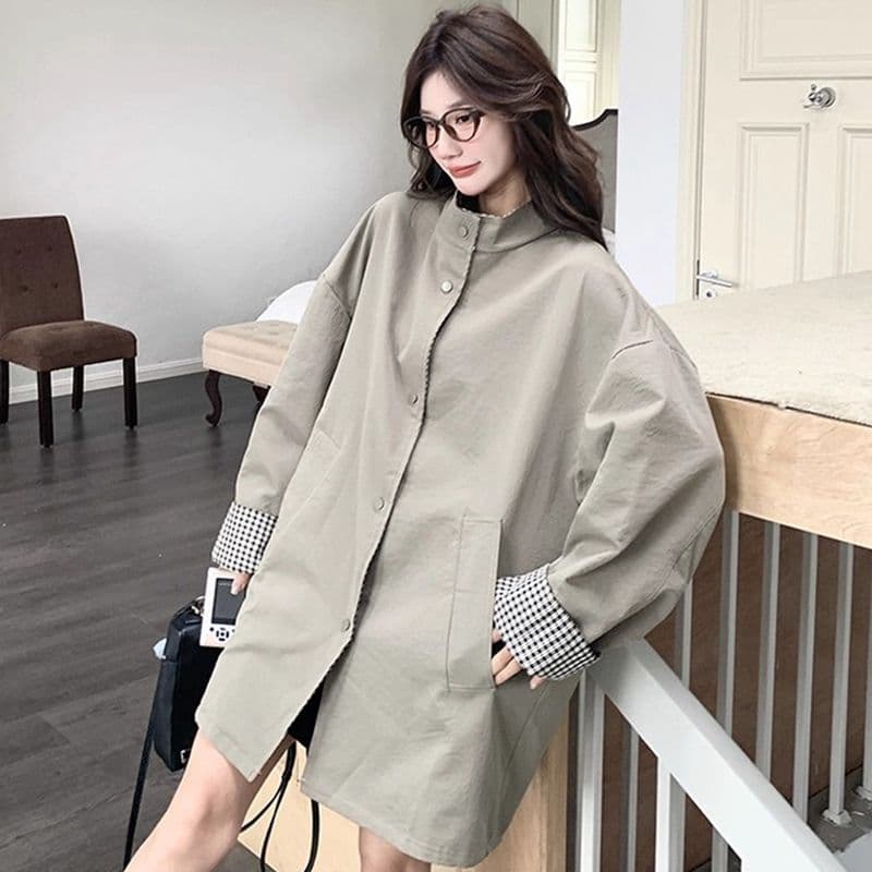 일본식 레트로 스탠드 칼라 고급 착용 체크무늬 바람막이 여성 코트 가을 겨울 새로운 루즈핏 중간 길이 영국식 바람 코트 이미지 3