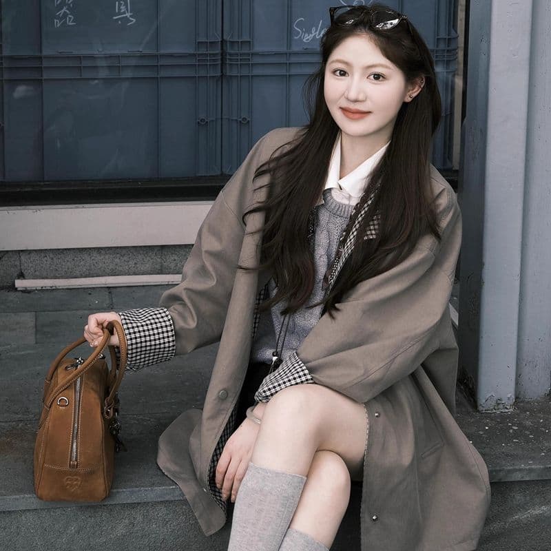 미니멀리즘 양성 및 음성 고급 센스 재킷 재킷 여성 의류 가을 2026 새로운 루즈핏 슬림해 보이는 중간 길이 한 첨부 된 의류 이미지 2