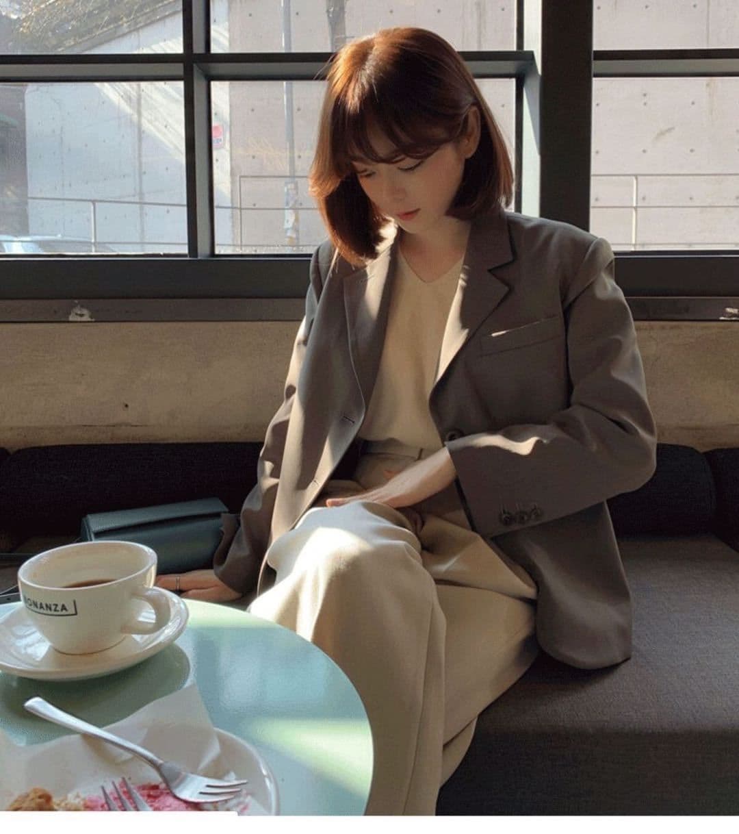 가을 겨울 새로운 다용도 디스플레이 높음 경력 몸매 가꾸기 검정색 품격 작은 양복 재킷 출퇴근 디자인 센스 작은 대중 정장 상세 이미지 9