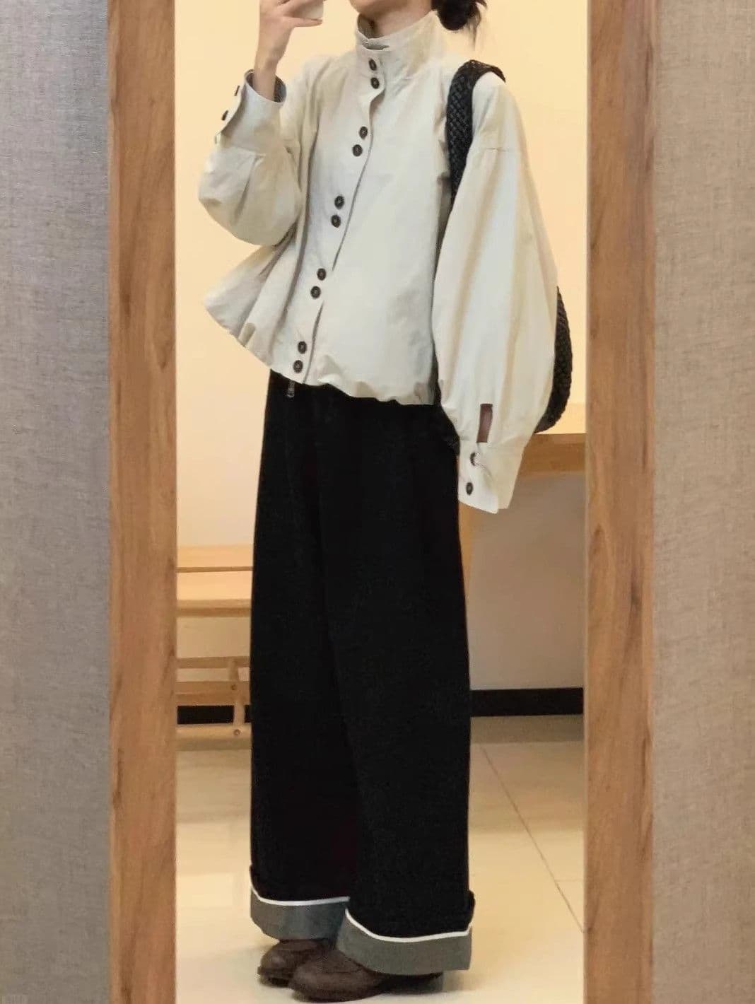 스탠드 칼라 꽃밭 종류 쇼트 스타일 바람막이 여성 코트 이른 가을 출퇴근 워크웨어 재킷 캐주얼 루즈핏 맨위 상세 이미지 4
