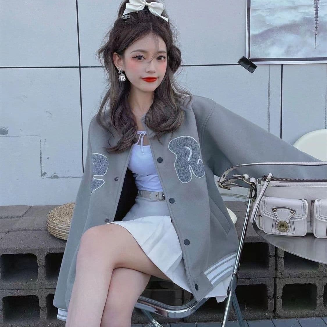2026 가을 겨울철 새로운 자수 야구 유니폼 털이 있는 재킷 한국 스타일 루즈핏 디자인 센스 다용도 재킷 겉옷 여성 이미지 3