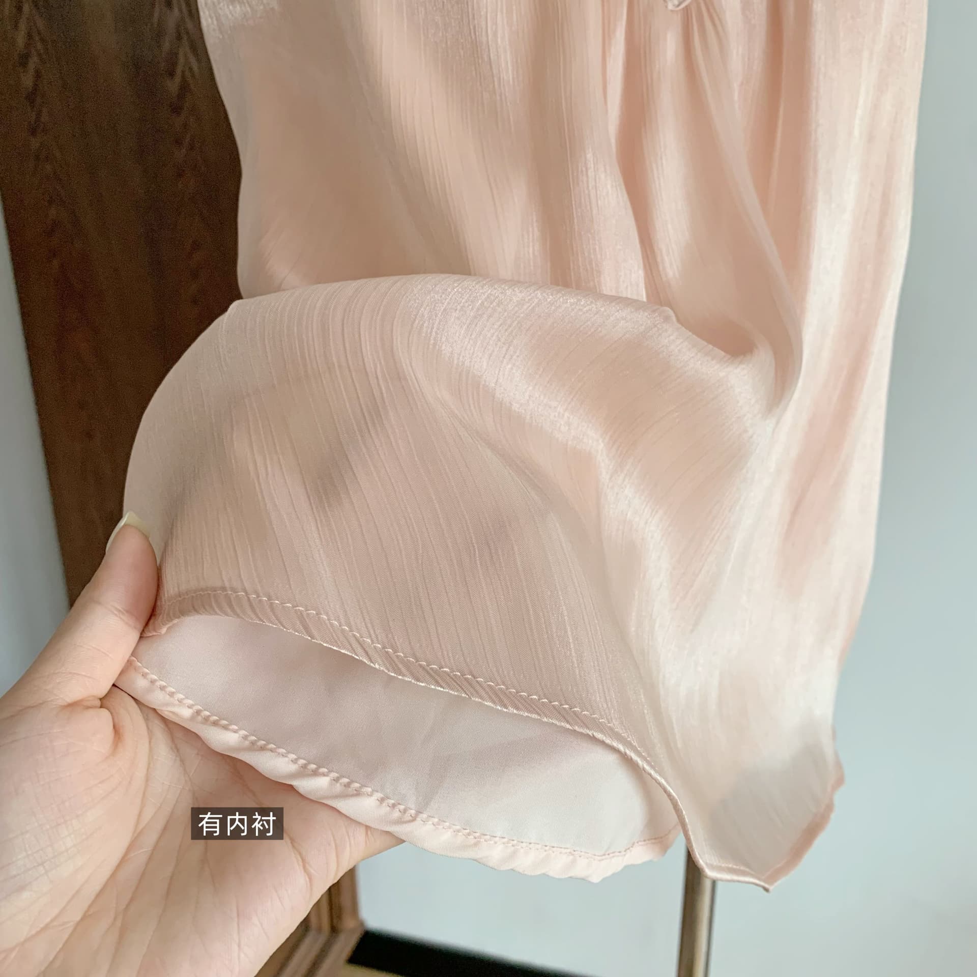 유리 스타 가을 작은 대중 빛 럭셔리 프랑스식 디자인 센스 여름 새로운 광택 주름 슬립 상세 이미지 12