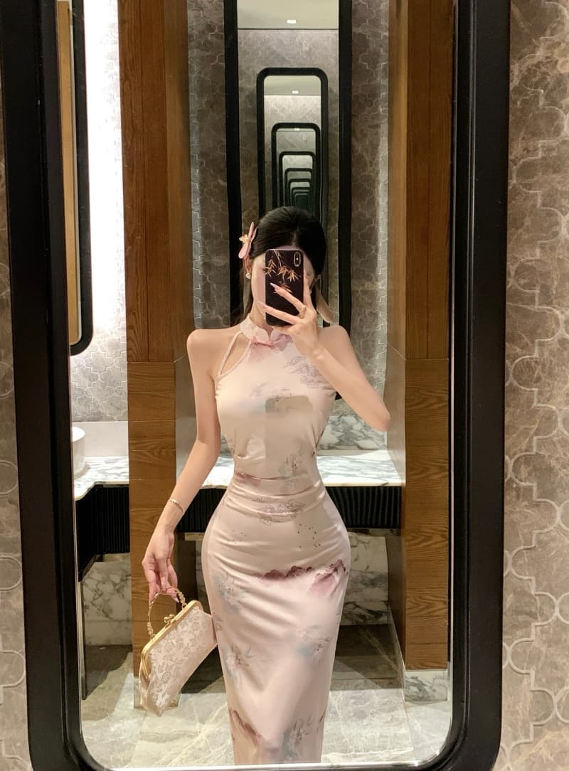 실사 새로운 중식 핑크색 행침 목 치파오 여성 민소매 산수 프린트 몸매 가꾸기 슬림해 보이는 롱 코트 품격 개선 치마 상세 이미지 1