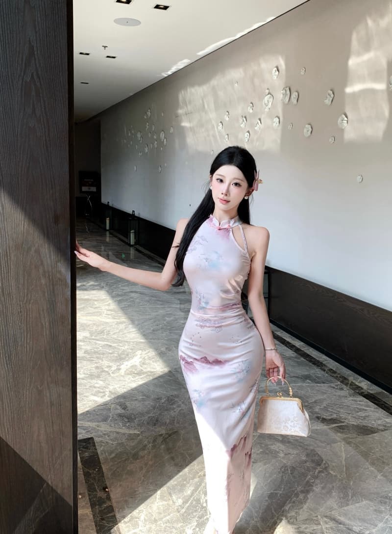 실사 새로운 중식 핑크색 행침 목 치파오 여성 민소매 산수 프린트 몸매 가꾸기 슬림해 보이는 롱 코트 품격 개선 치마 상세 이미지 5