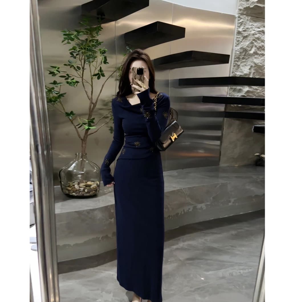 대 찌르기 가을 새로운 흔들다 칼라 디자인 센스 긴팔 패션 빛 럭셔리 프랑스식 몸매 가꾸기 반 스커트 세트 상세 이미지 5