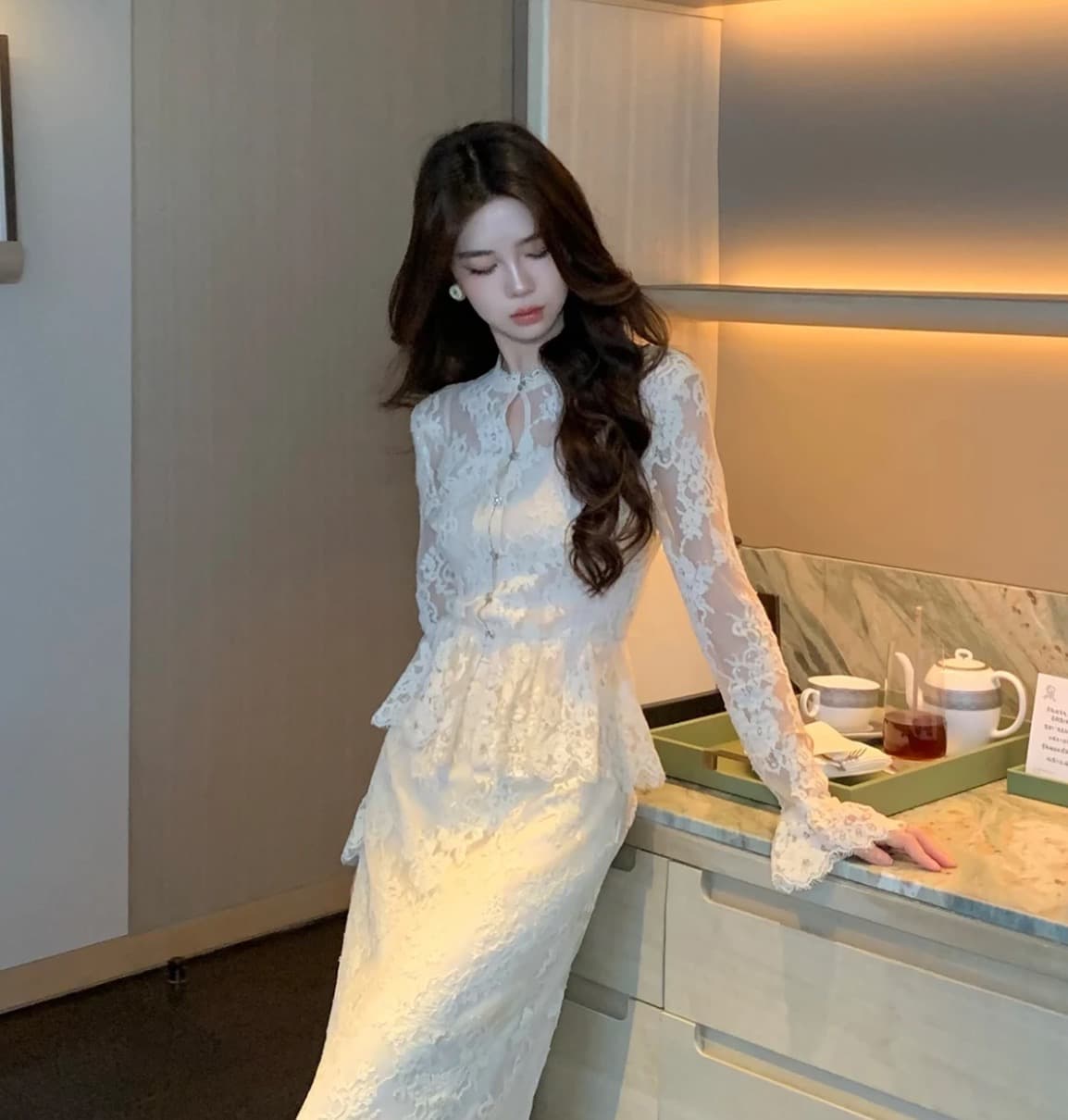 무쯔리 목자이 ~ 중 리 밝은 달 응축수 서리 이른 가을 우아함 몸매 가꾸기 레이스 세트 긴팔 허리 수축 스트레이트 반신 스커트 이미지 4