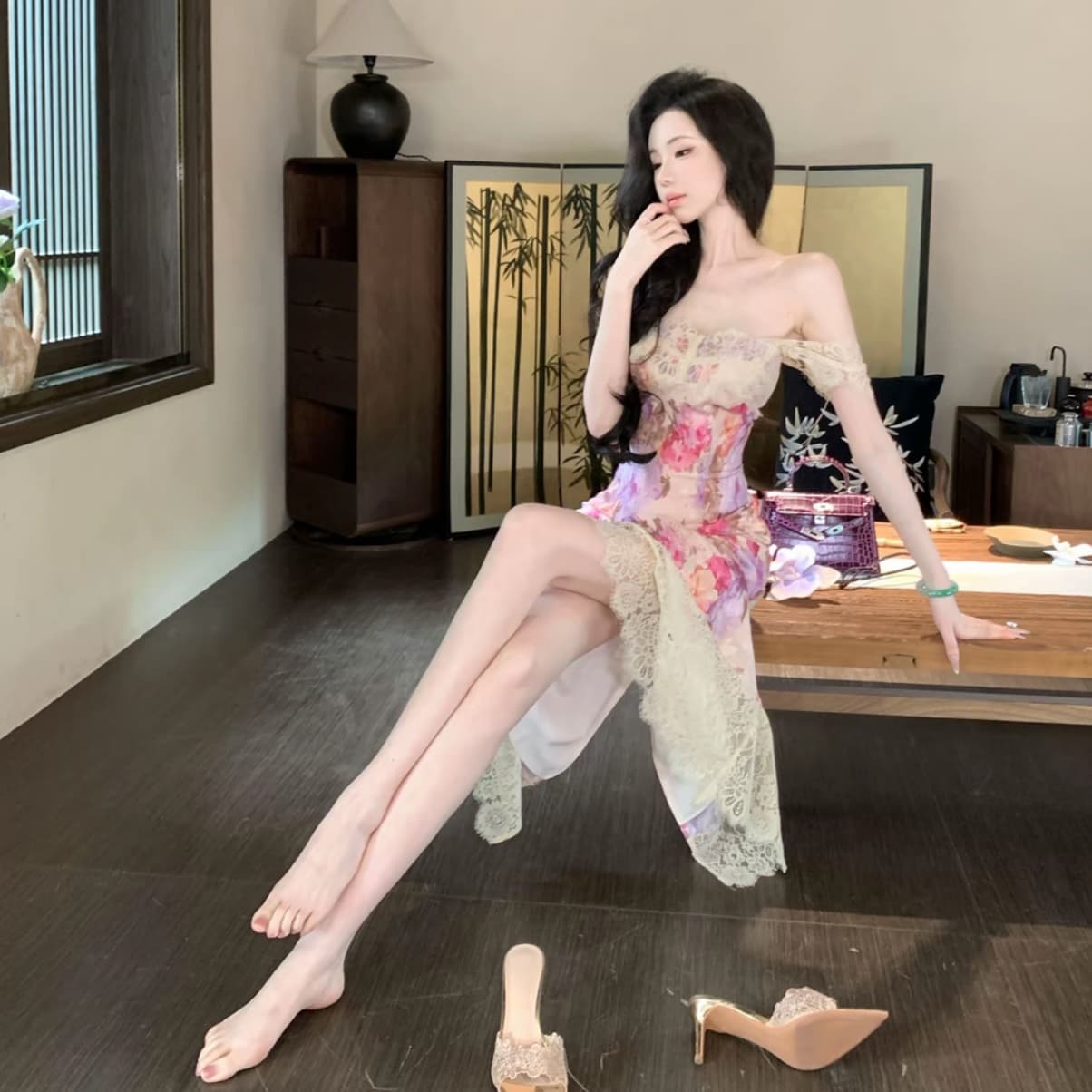 우아한 조 맞춤 하느님 뒷 정원 유화 장미 헤일로 염색 레이스 조각 드레스 이미지 4