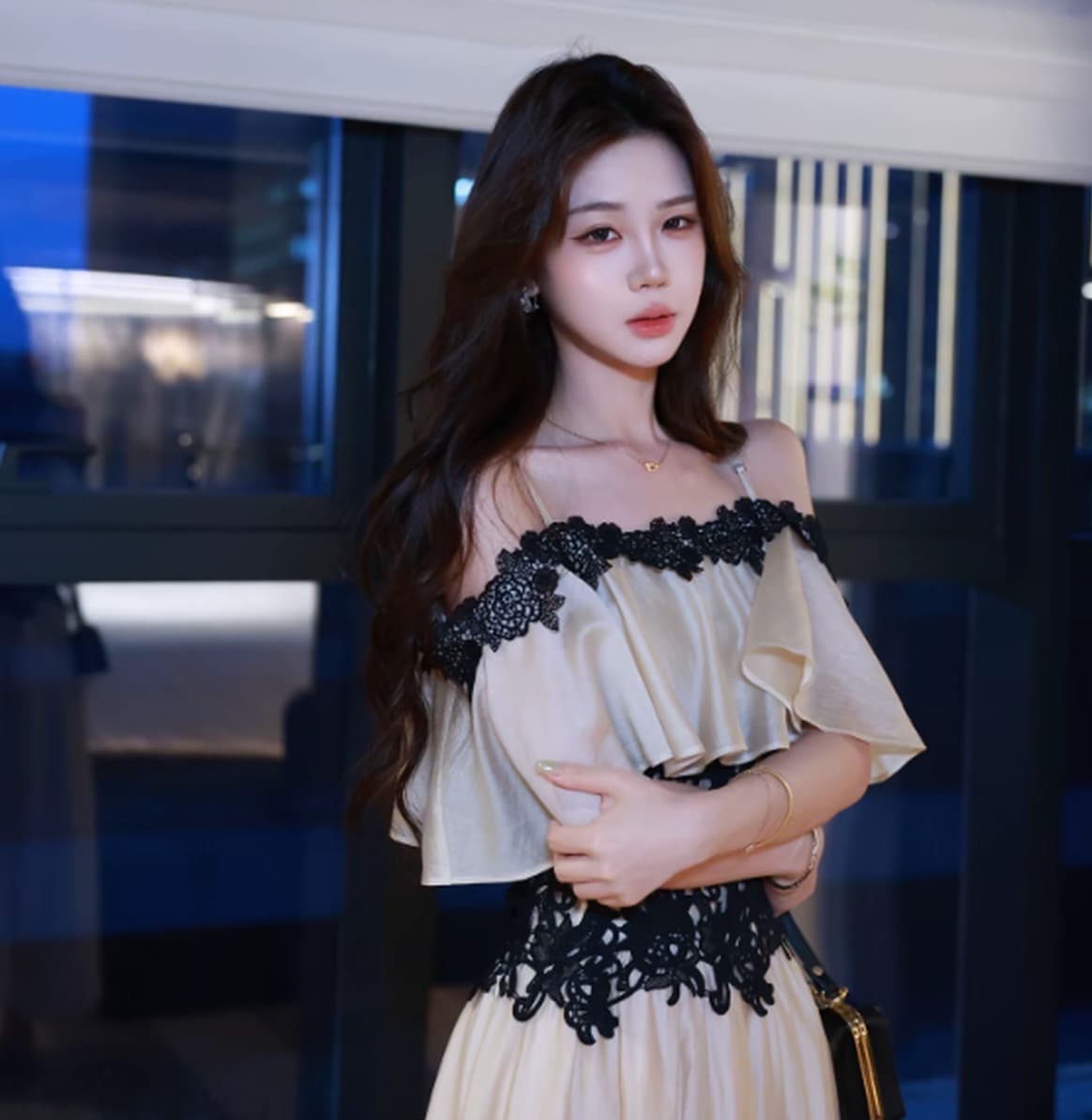 무쯔리 목자이 ~ 중 리 옛날 판화 빛 요리 한 디자인 센스 오프숄더 허리 수축 슬립 도루 센스 반신 치마 세트 상세 이미지 3