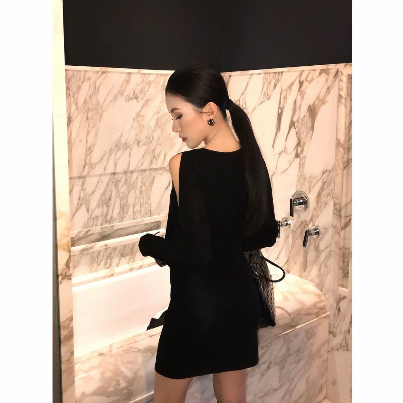 jijinqi 품격 허리 수축 슬림해 보이는 섹시함 오프숄더 디자인 센스 우아함 드레스 je07lzqm930 상세 이미지 4