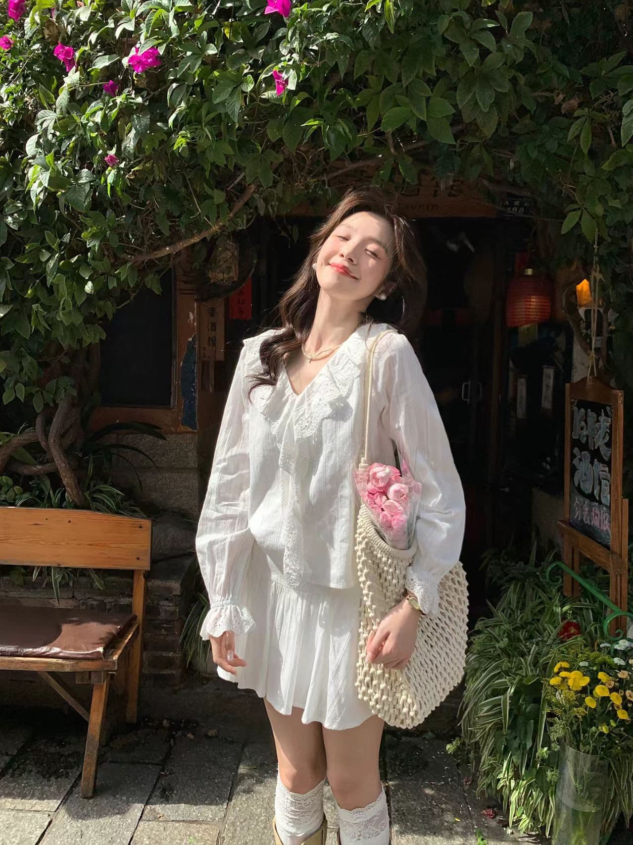 란 란 독점적 인 향기로운 백주 로맨스 한 부서 높음 지혜 부드러운 품격 절묘한 맨위 길이 반 스커트 세트 상세 이미지 3