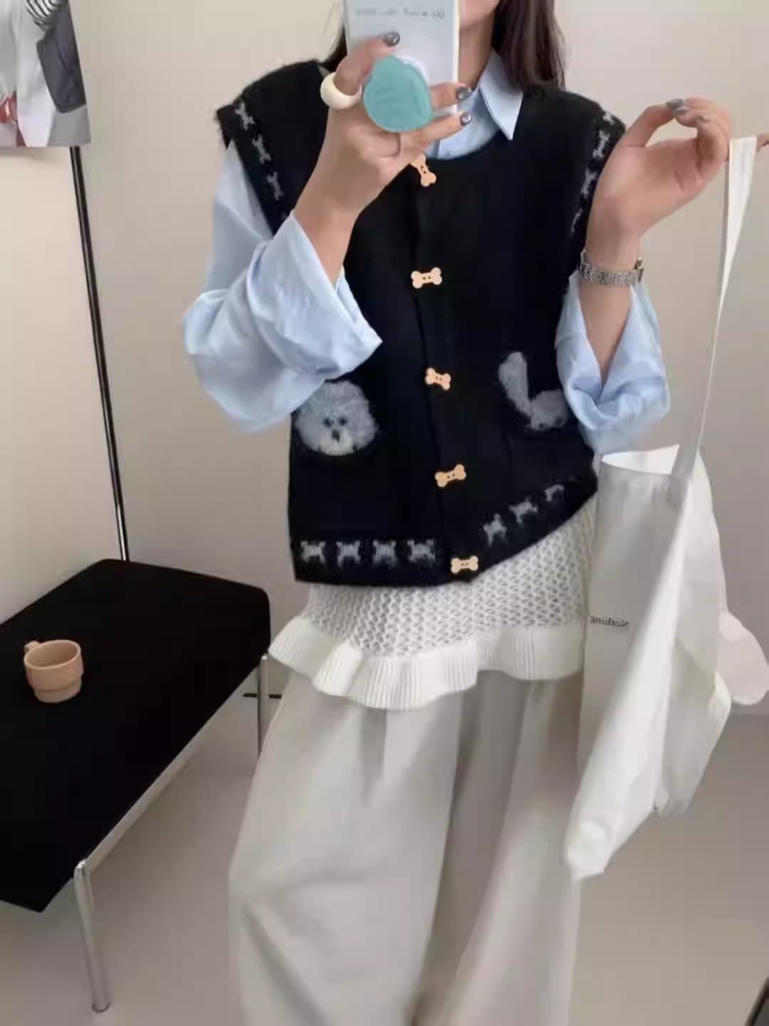 만화 강아지 뼈 단추 라운드 넥 니트 조끼 여자 가을 새로운 루즈핏 스웨터 조끼 민소매 맨위 트렌디