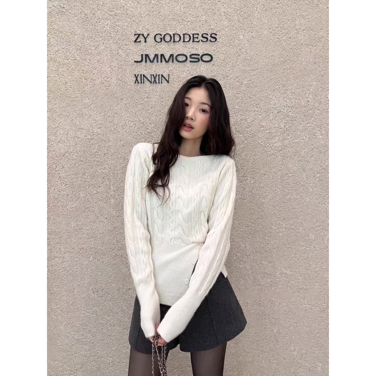 한 부서 부드러운 찹쌀 꽈배기 트임 스웨터 보트넥 몸매 가꾸기 슬림해 보이는 긴팔 기본 셔츠 여성 이미지 2