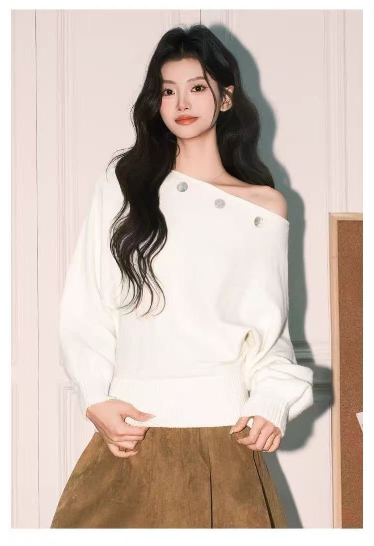 자이언트 잘 생긴 ~ 중 디자인 센스 오프숄더 니트 스웨터 여성 가을 새로운 루즈핏 긴팔 단추 장식 스웨터 맨위