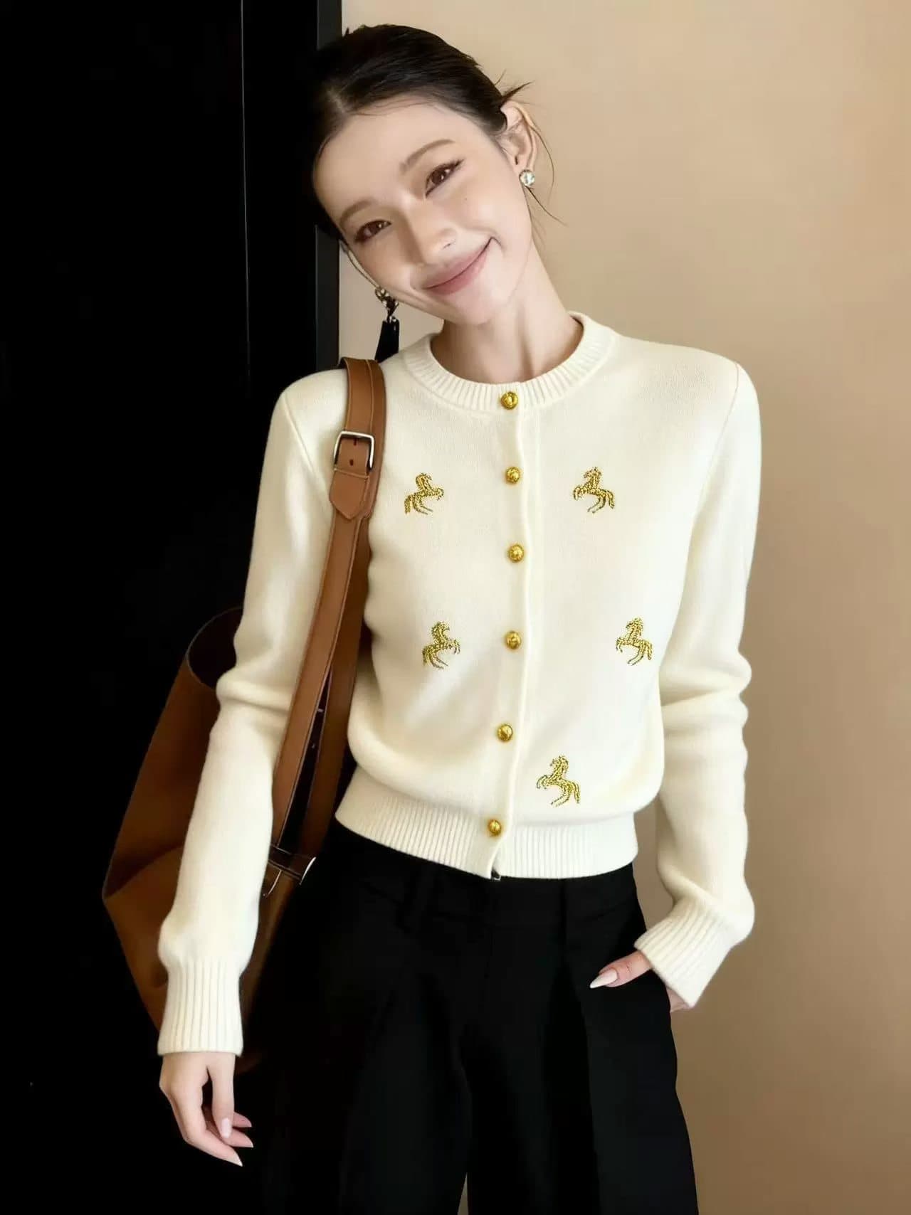 프랑스식 작은 말 자수 외국 가스 니트 오픈 가디건 가을 겨울 새로운 자이언트 잘 생긴 빨간색 루즈핏 다용도 스웨터 여성 코트 상세 이미지 1
