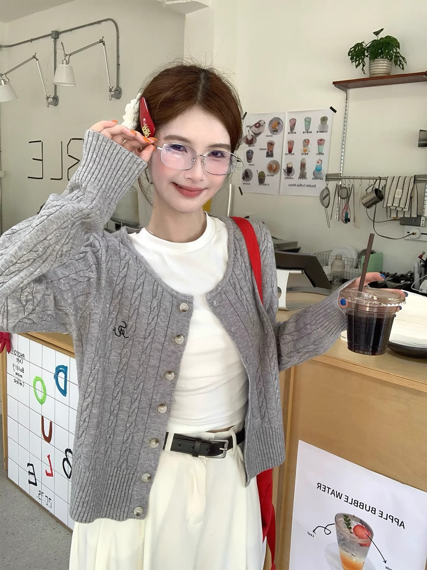 한국 스타일 오픈 가디건 루즈핏 느긋한 바람 라운드 넥 스웨터 여자 디자인 센스 작은 대중 니트 스웨터 맨위 이미지 4
