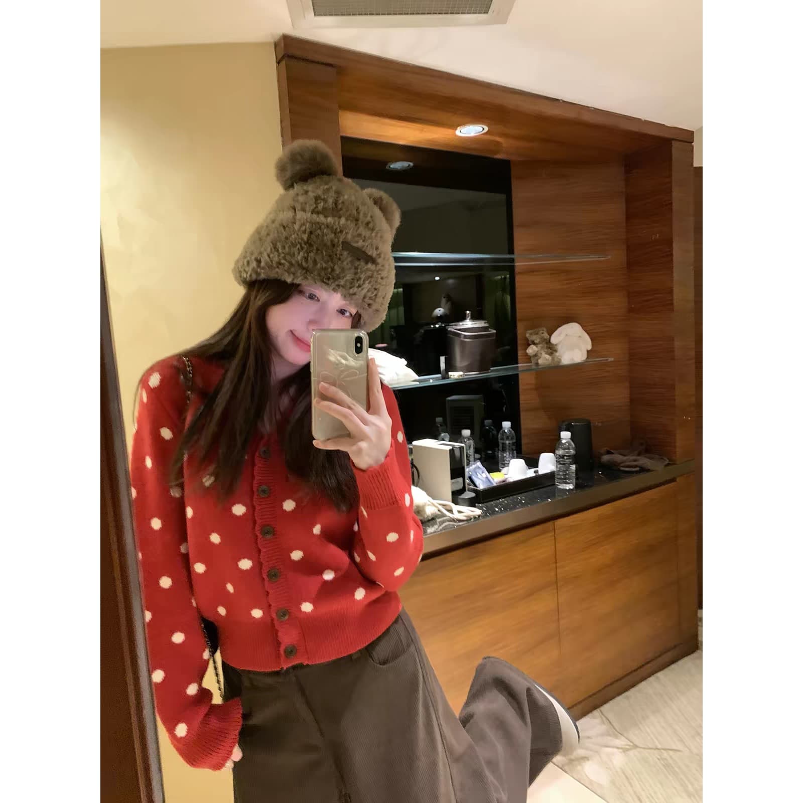 도트 무늬 일기 도트 무늬 V넥 니트 오픈 가디건 슬림해 보이는 여성 가을 짧은 스웨터 이미지 3