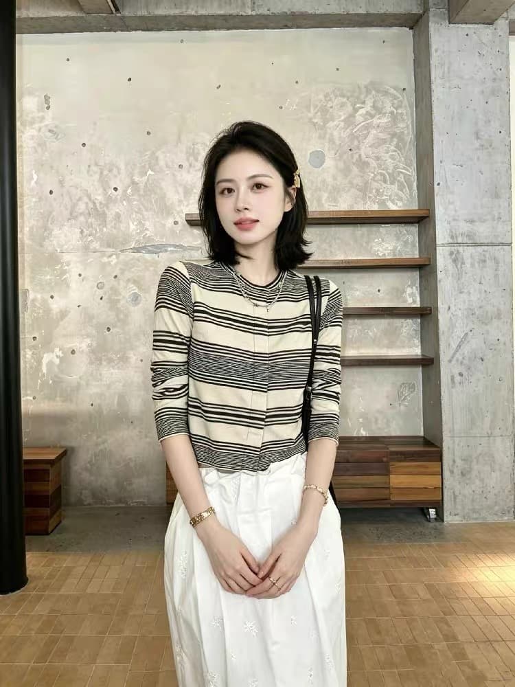 프랑스식 연령 감소 이른 가을 스트라이프 셔츠 아세트산 실크 양모 스트레이트 7부 소매 니트 오픈 가디건