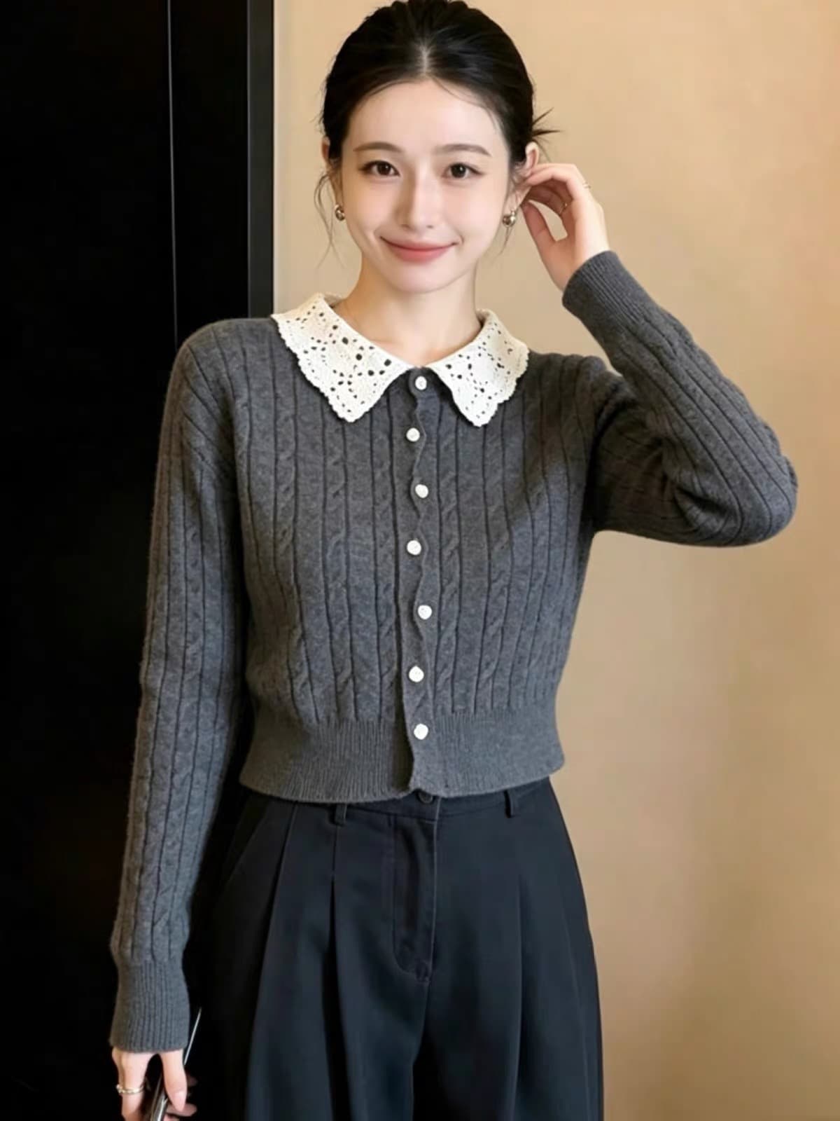 2026 가을 겨울 새로운 레이스 베이비 칼라 꽈배기 니트 오픈 가디건 스웨터 코트 맨위 하트 버클 여성 상세 이미지 5
