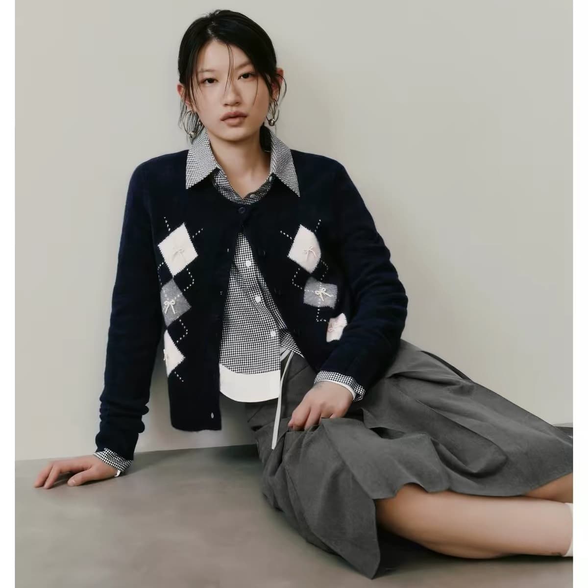 가을 새로운 여성 의류 캐주얼 학원 스타일 링 그리드 나비 매듭 니트 오픈 가디건 이미지 3