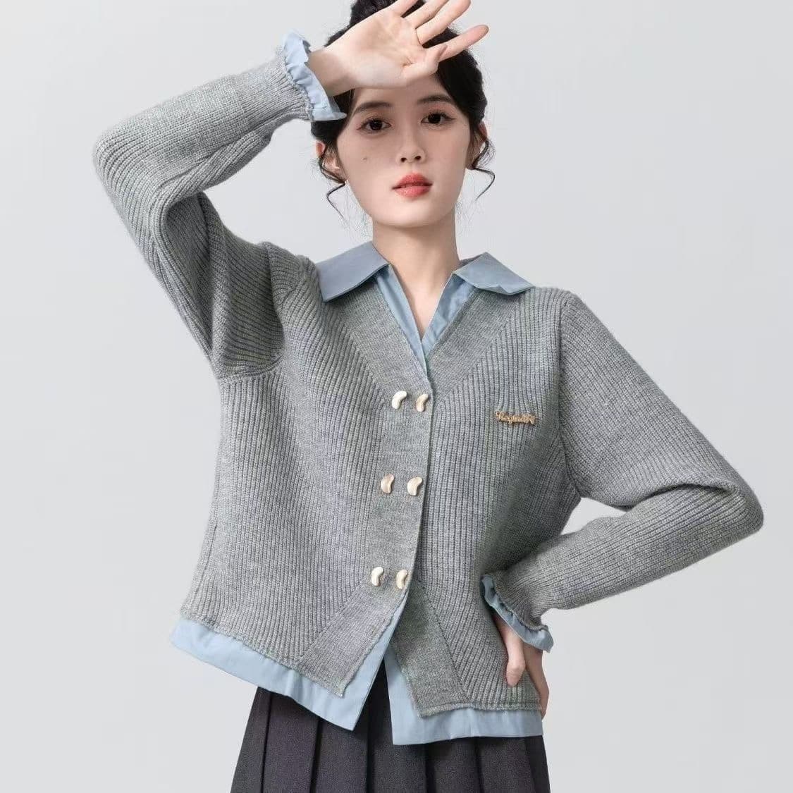 페이크 레이어드 POLO 칼라 스웨터 여자 봄 가을 2026 새로운 학원 스타일 패치워크 니트 카디건 코트 쇼트 스타일 맨위 상세 이미지 3