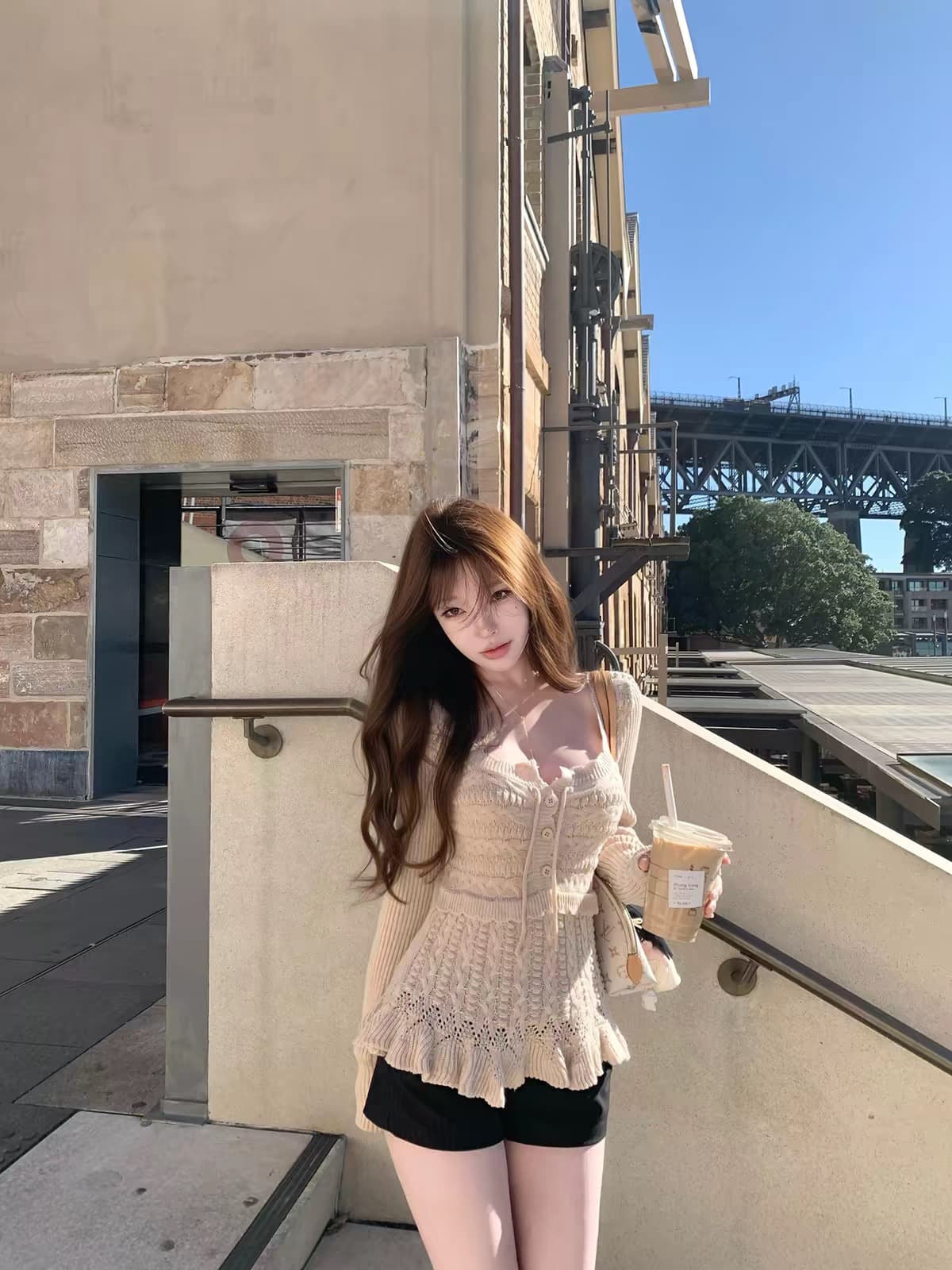 이중층 니트 질감 패치워크 순수한 욕망 부서 벨트 측면 칼라 트위스트 꽃 풀오버 상세 이미지 3