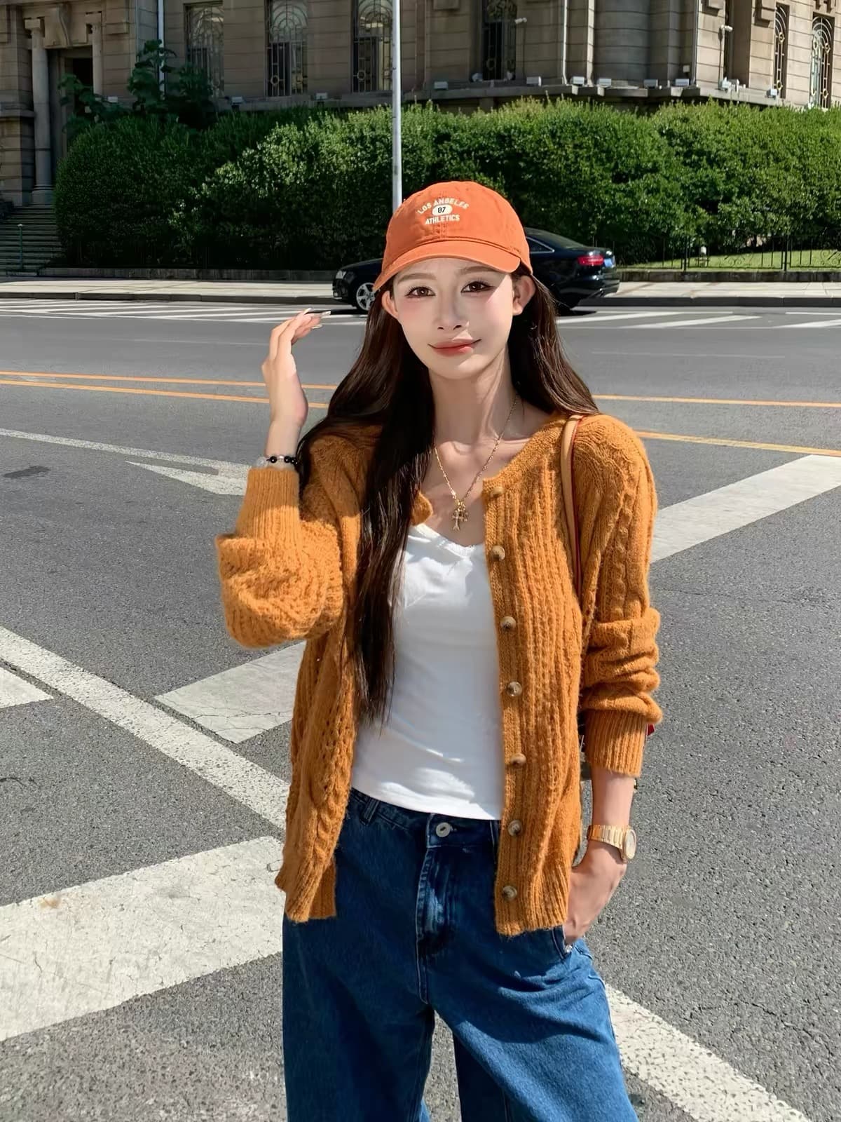 파란색 니트 오픈 가디건 여성 한 부서 부드러운 홀로우 아웃 디자인 센스 라운드 넥 긴팔 스웨터 코트 상세 이미지 3