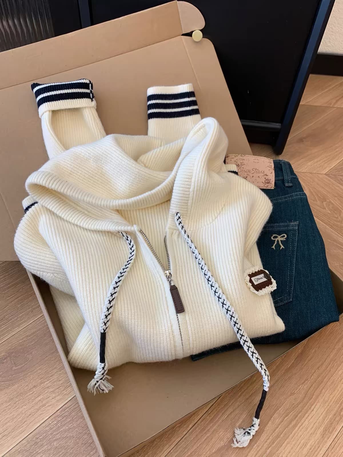 살구 색상 후드 더블 지퍼 두꺼운 니트 스웨터 오픈 가디건 여성 코트 배색 부드러운 찹쌀 디자인 센스 맨위 2026 가을 상세 이미지 1