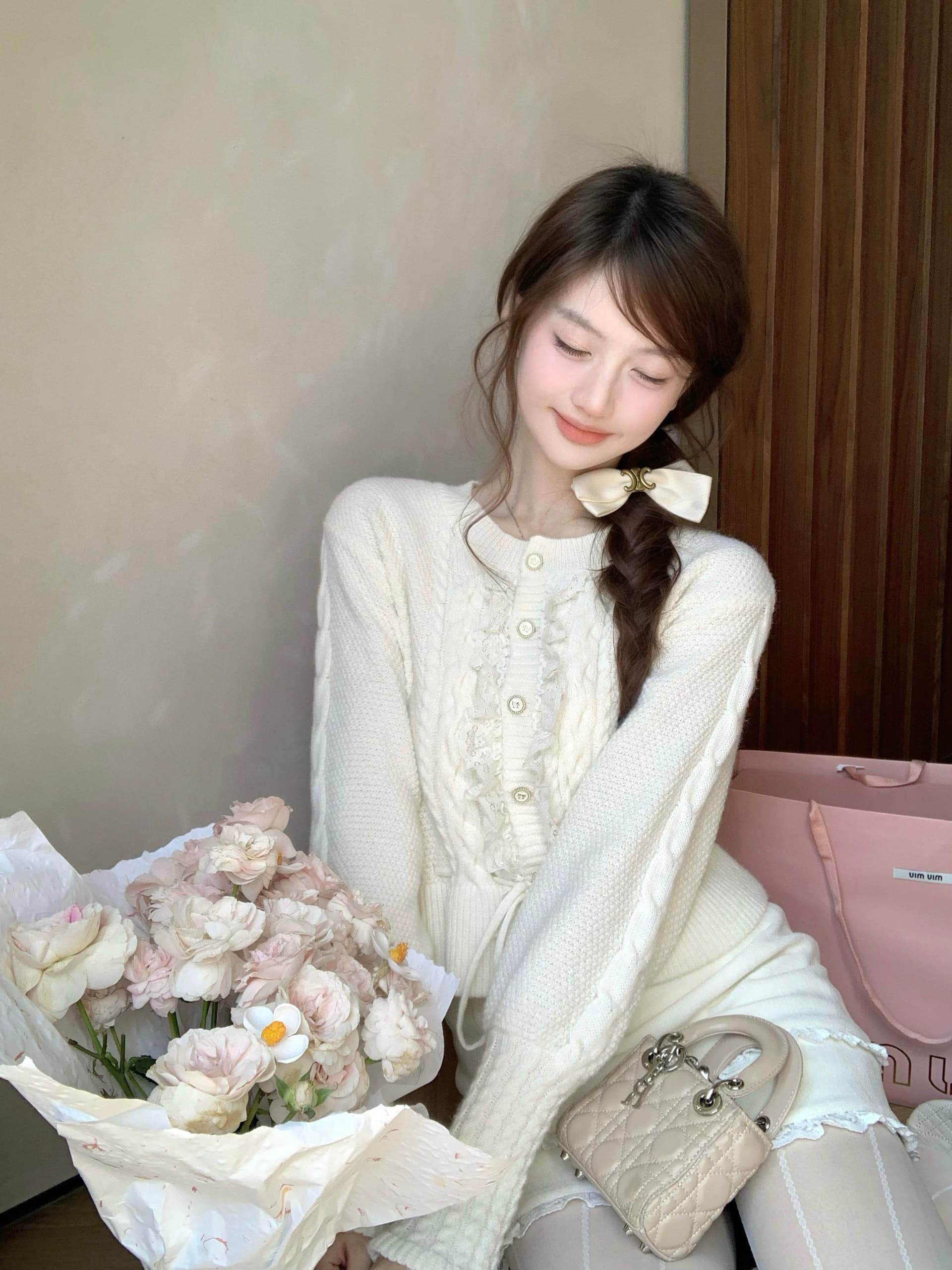 중년 자수 궁정 천 골드 센스 레이스 레이스업 스웨터 코트 이미지 2