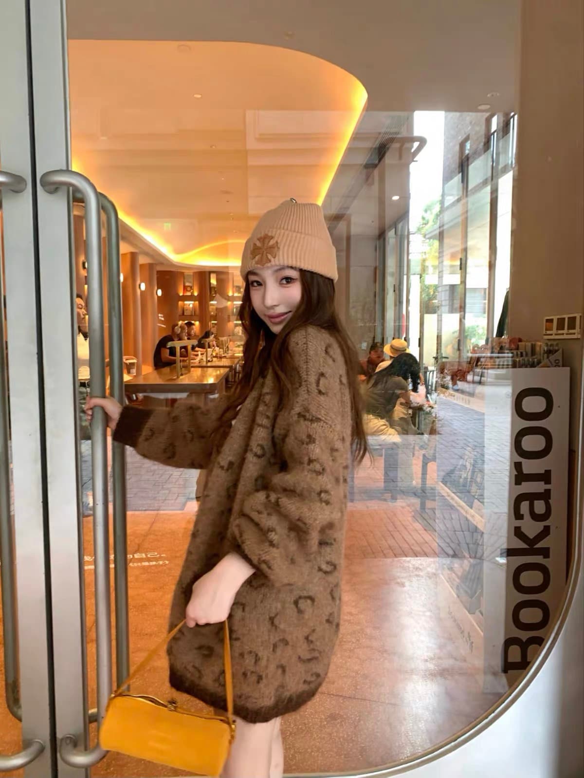 레오파드 무늬 니트 오픈 가디건 가을 겨울 레트로 명중 커피 색상 루즈핏 V넥 스웨터 여성 코트 이미지 2