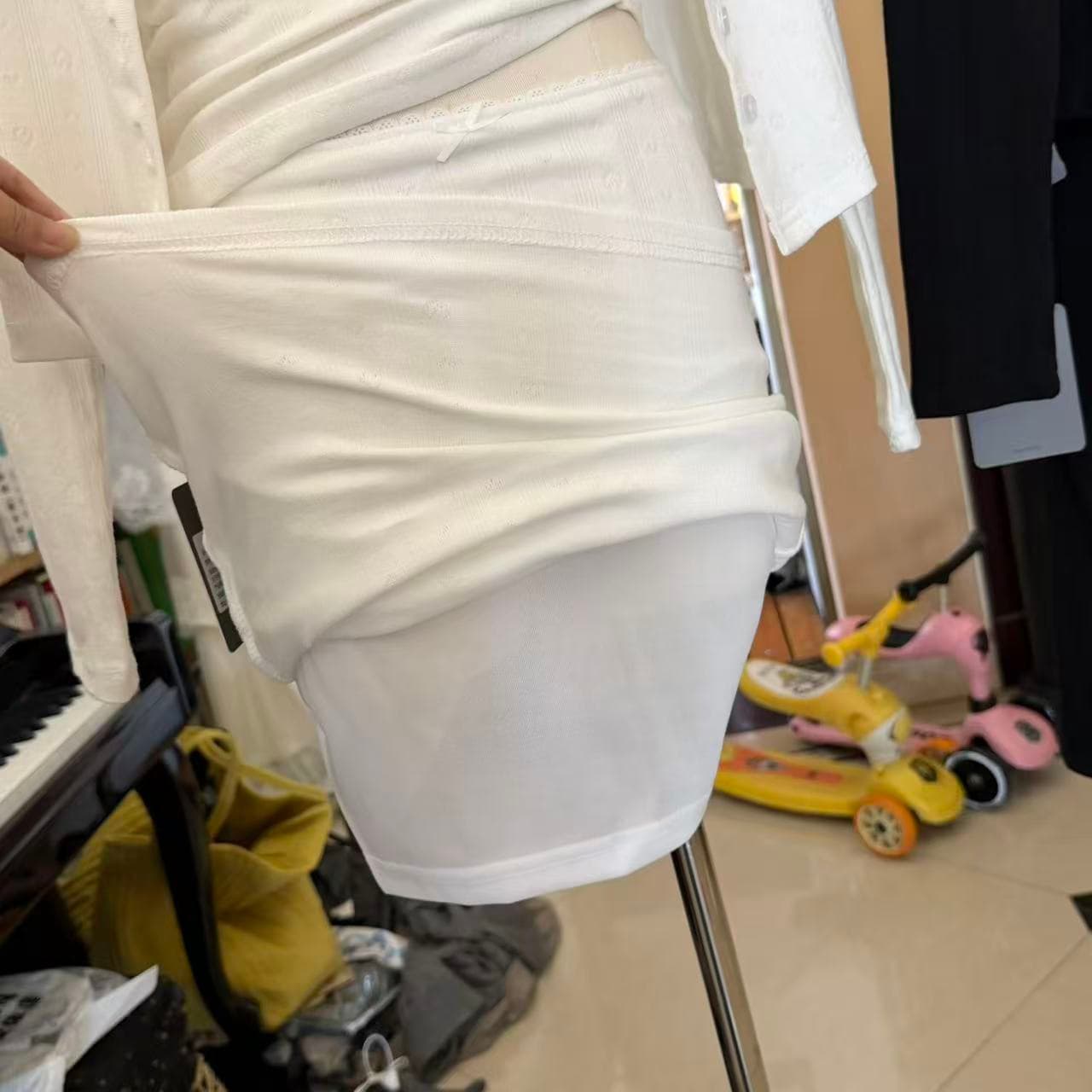 한 비 지아 화이트 여성 cotton 시리즈 면 센스 통기성 슬립 여성 봄 여름 오픈 가디건 반 스커트 세 조각 세트 이미지 4