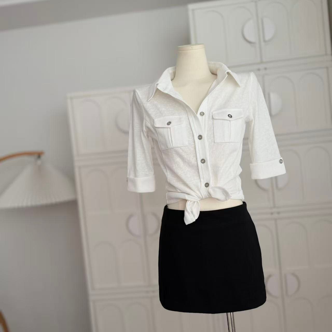 yolo shop 핫걸 주간 접시 니트 반팔 신축성 워크웨어 셔츠 POLO 칼라 맨위 검정색 미니 스커트 상세 이미지 18