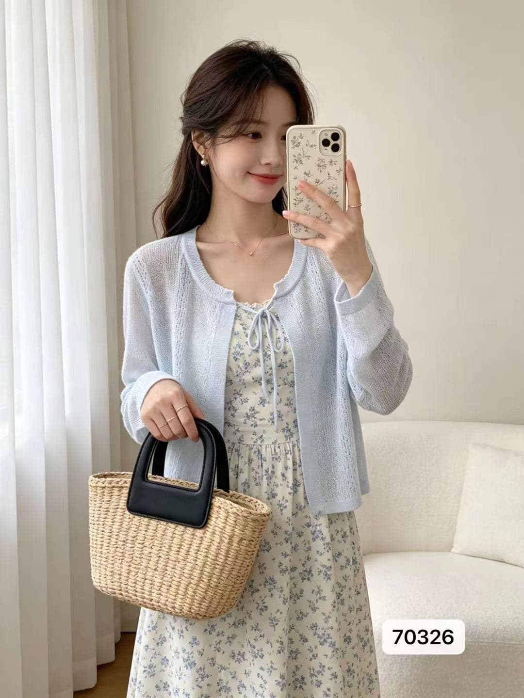 부드러운 달콤한 스타일 라운드 넥 홀로우 아웃 니트 물결무늬 측면 레이스업 긴팔 오픈 가디건 이미지 2