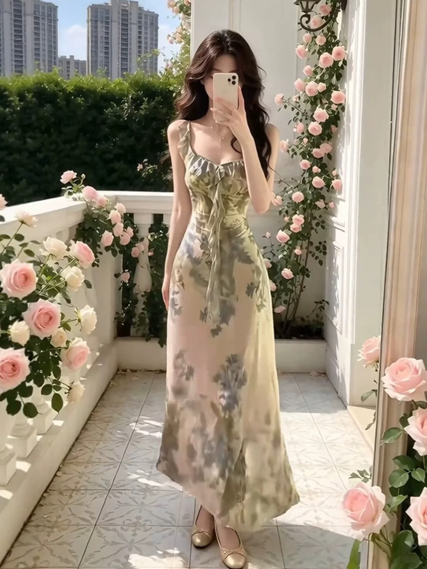 휴가 바람 품격 꽃무늬 슬립 드레스 2026 여름 새로운 섹시함 리본 녹색 허리 수축 롱 스커트 여성 의류