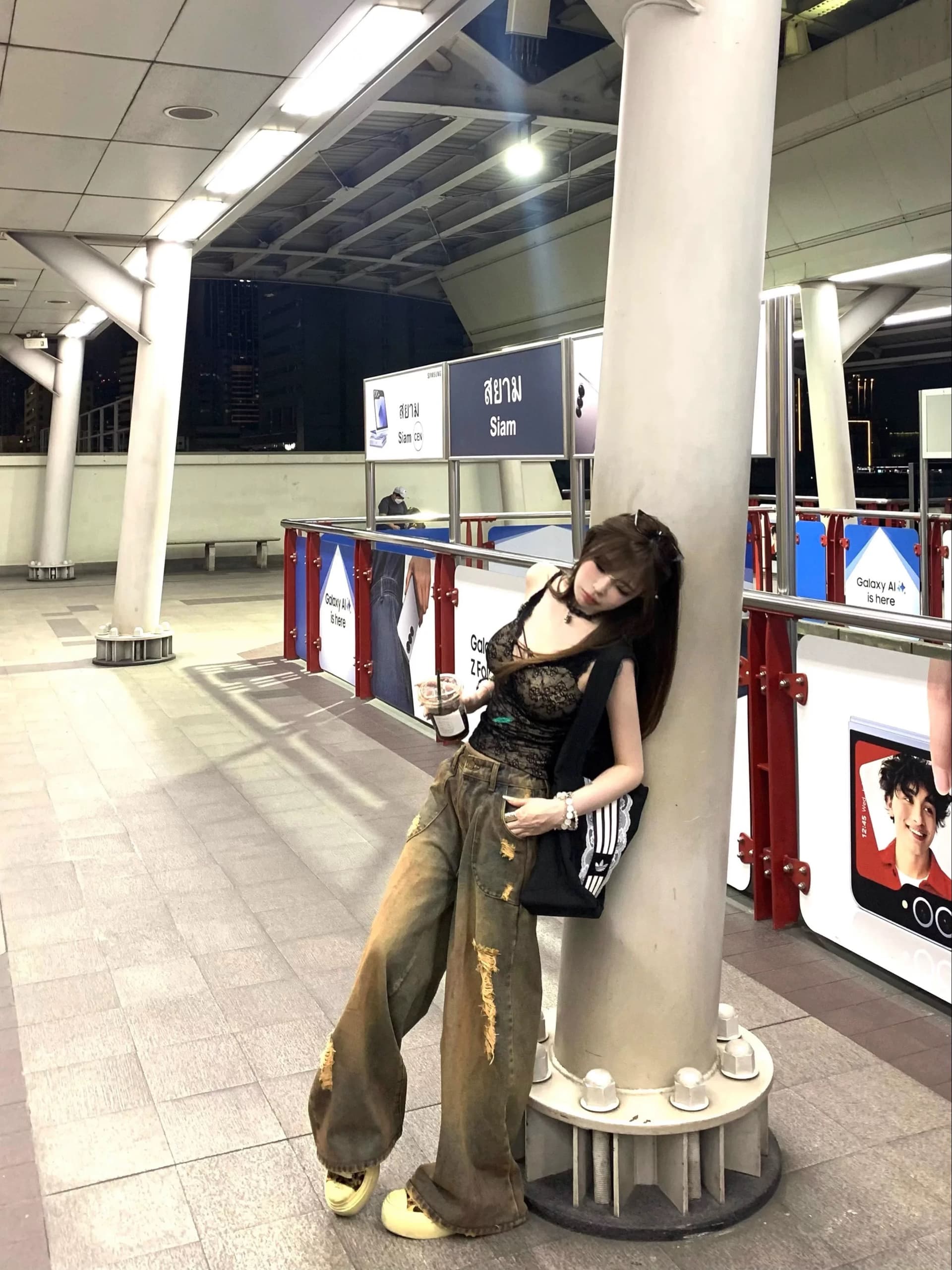 아메리칸 레트로 파란색 찢어진 부분 넓은 다리 청바지 여성 여름 불모지 바람 로우 웨이스트 루즈핏 스트레이트 바닥 청소 롱 바지 상세 이미지 6