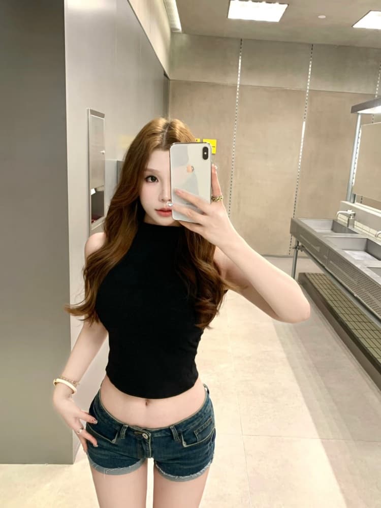 실사 정가 감소되지 않음 스탠드 칼라 만나는 맨위 여성 반하이넥 조끼 티셔츠 외출용 타이트 민소매 티셔츠 트렌디 상세 이미지 14