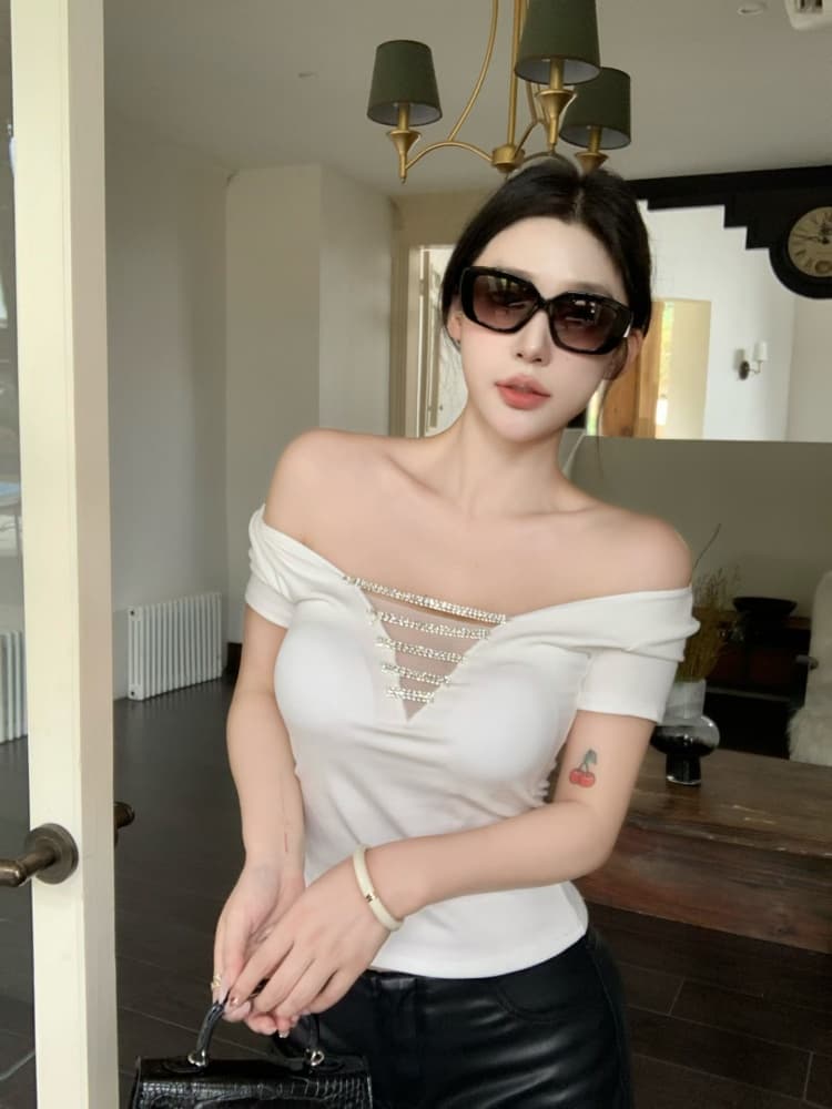 실사 정가 감소되지 않음 핫걸 섹시함 V넥 훈련 사슬 반팔 티셔츠 여성 벨트 가슴 패드 몸매 가꾸기 슬림해 보이는 품격 맨위 상세 이미지 3