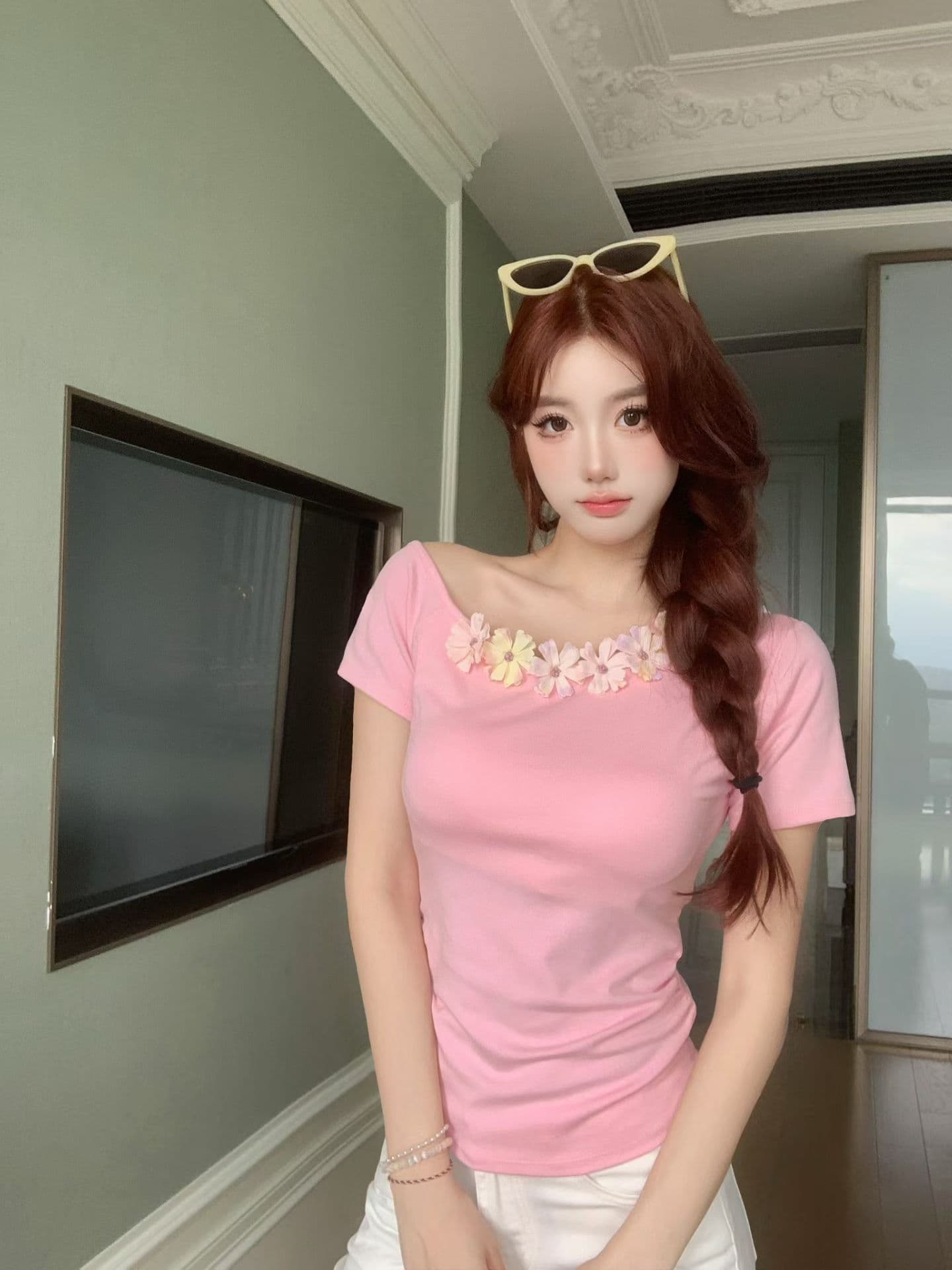 실사 정가 감소되지 않음 활력 활력 바람 색상 꽃 비스듬한 어깨 티셔츠 몸매 가꾸기 Chic 오프숄더 반팔 셔츠 상세 이미지 27