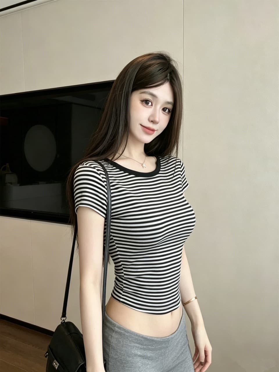 실사 정가 감소되지 않음 뒤로 홀로우 아웃 레이스업 긍정적 인 어깨 스트라이프 티셔츠 몸매 가꾸기 슬림해 보이는 싱글 착용 이슬 뼈의 맨위 트렌디 상세 이미지 8